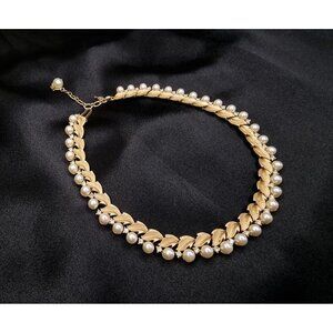 Vintage TRIFARI Signed 1960s Gold-Tone Necklace With Faux Pearls & Rhinestones